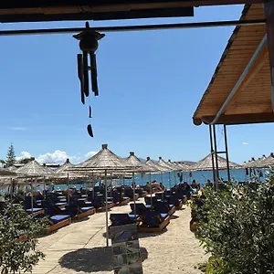 Apartman Zero Zero, Saranda